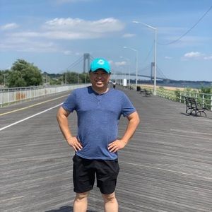 Meet your Posher, Leo